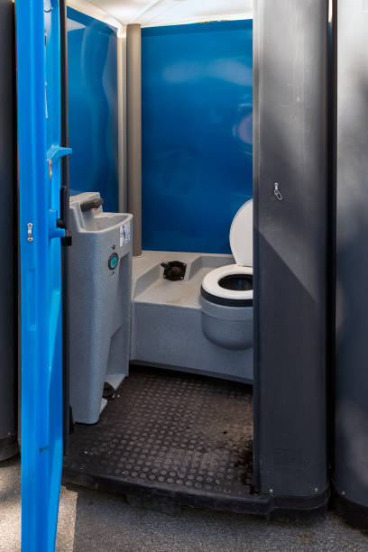Best Local porta potty services  in Lake Pocotopaug, CT